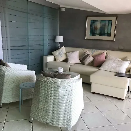La Terrazza Sul Mare Porto Luna 2 Villa *