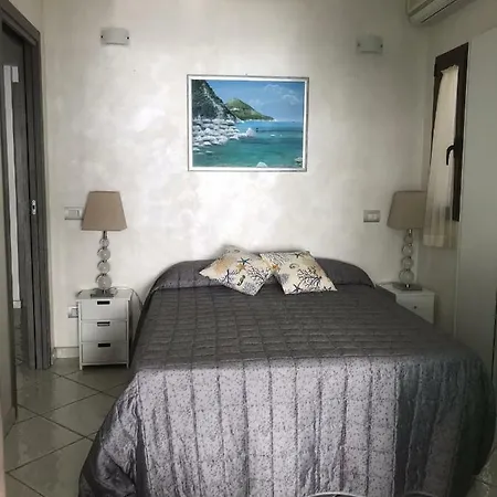 La Terrazza Sul Mare Porto Luna 2